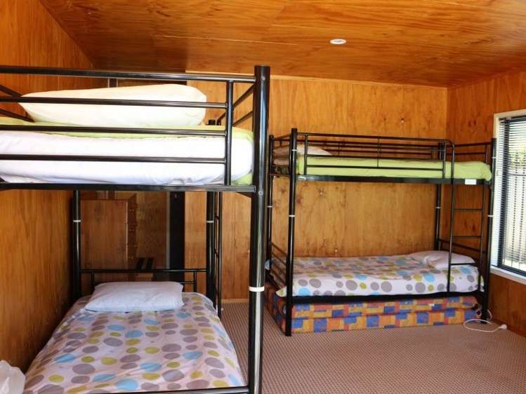 19 Hawk Hill Crescent Cooks Beach_13