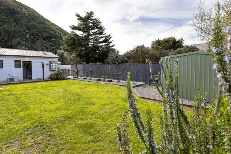 3 Titoki Street Rarangi_16