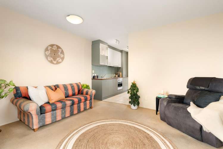 41/21 Armoy Drive East Tamaki_4