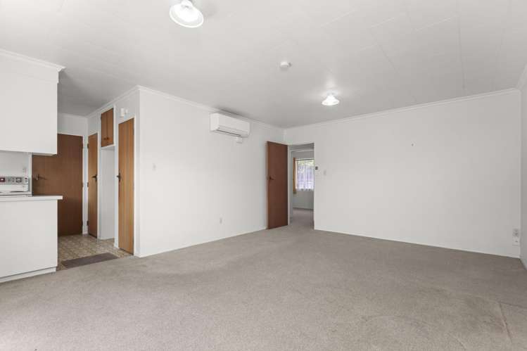 2/102 Heretaunga Street Palmerston North_5