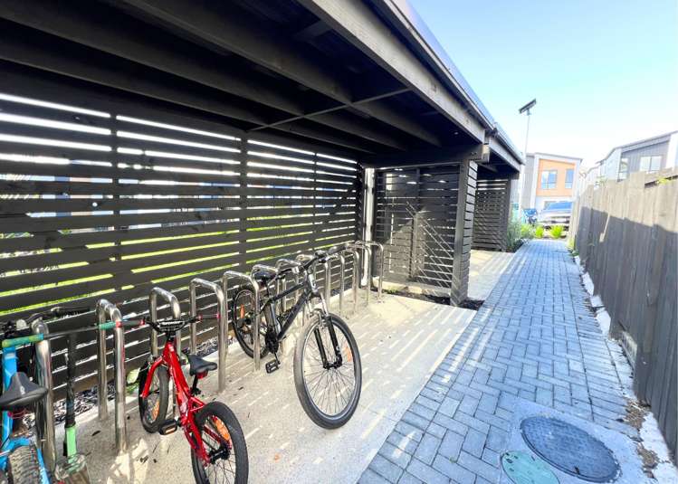 42 Don Oliver Lane Glen Eden_16