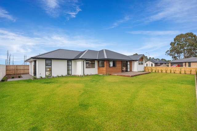 Forget Building –Move in now, Vendor says sell
