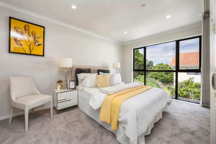 11C Norman Lesser Drive St Johns_19