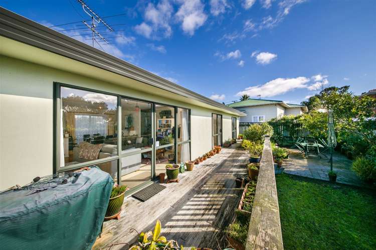 2a Rickards Place New Lynn_13