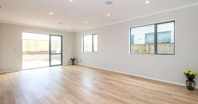 21 Eastfield Avenue Flat Bush_1