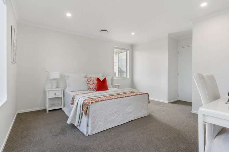 22 Soaring Bird Drive Takanini_14