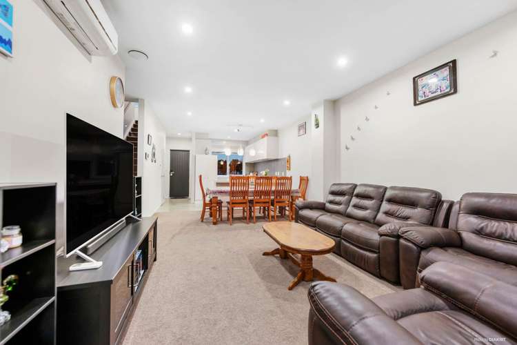 32 Pencaitland Drive Flat Bush_3
