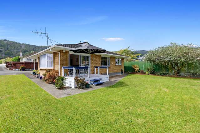 2/350 Stokes Valley Road Stokes Valley_1