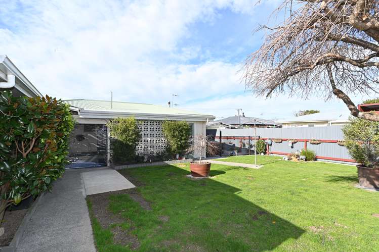 59 Harold Holt Avenue Onekawa_11