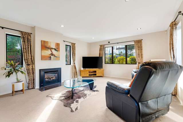 23 Terrasini Drive Flat Bush_1