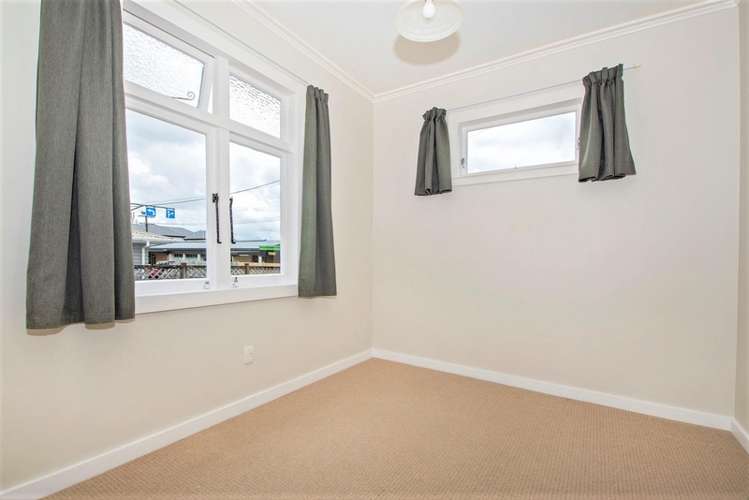 11 Three Mile Bush Road Kamo_9