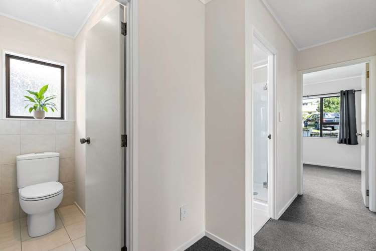 77 Gledstane Road Stanmore Bay_11