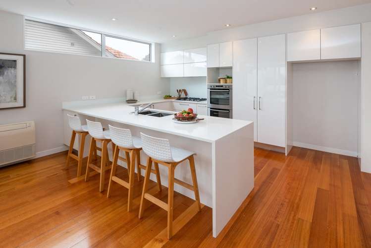 33 Luplau Crescent Cockle Bay_7