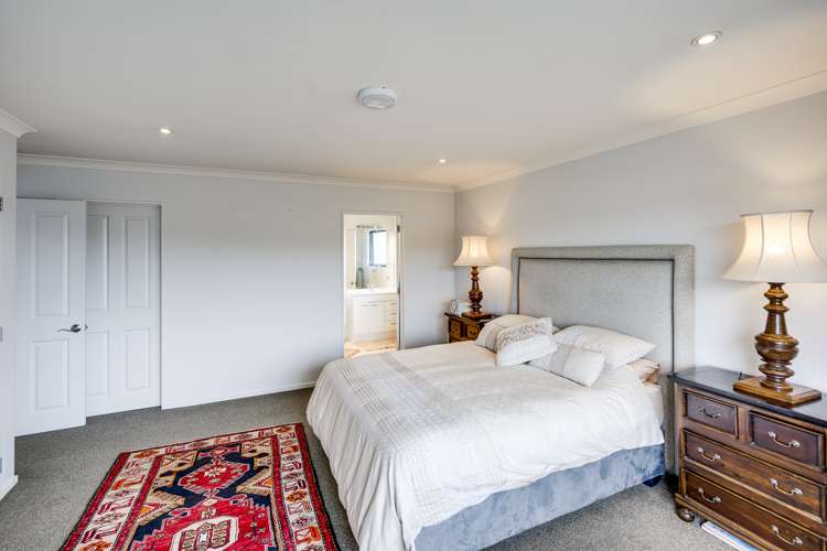 2 The Croft Havelock North_15