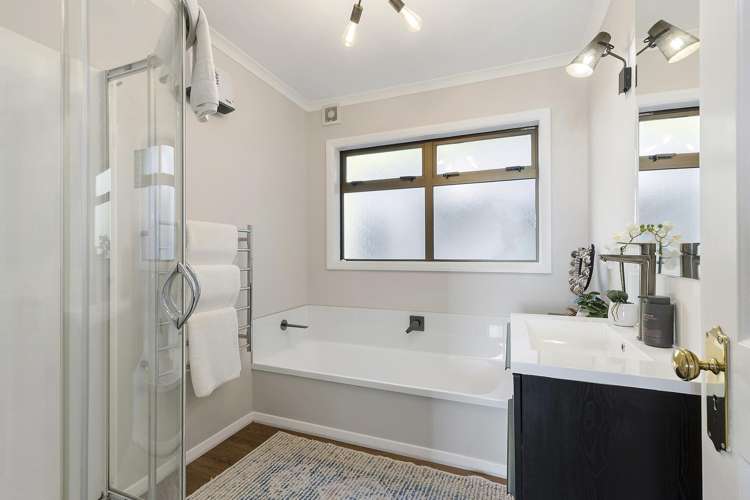 493 Karaka Bay Road Karaka Bays_25