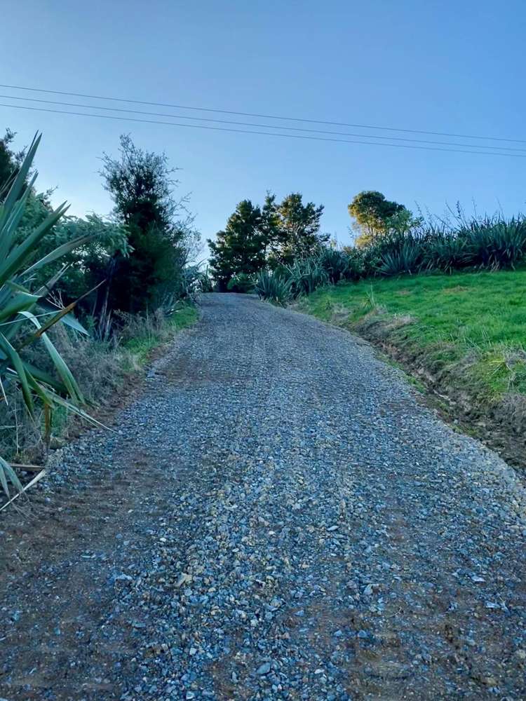 1242 Russell Road Helena Bay_30