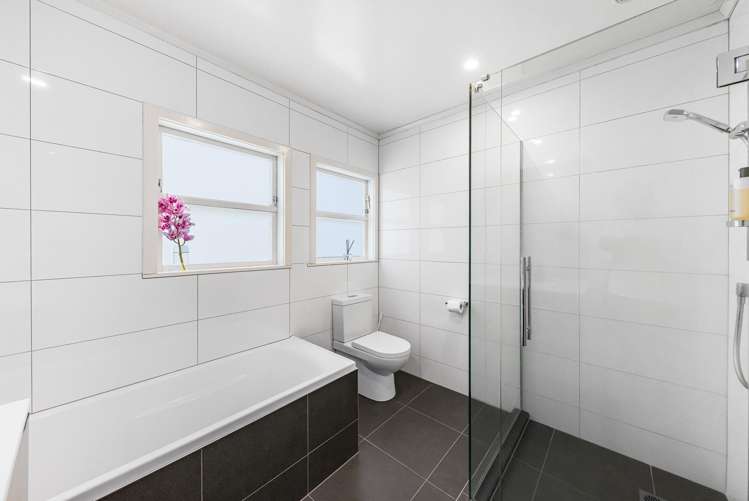 108 Lauderdale Road Birkdale_9