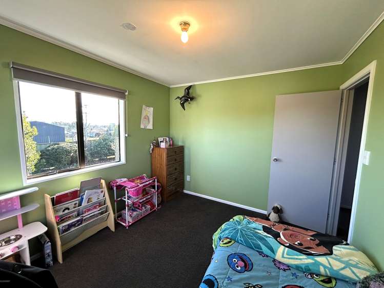 2 Wangaloa Road Kaitangata_24