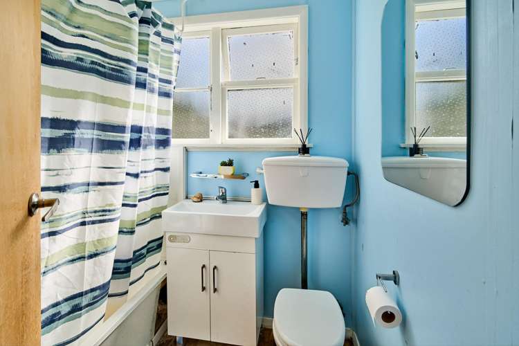 19 Franklyn Road Tawa_10