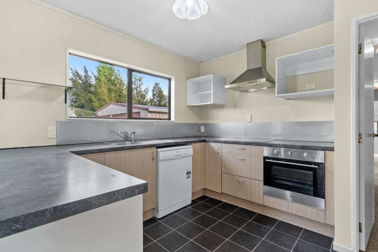 49 Kath Henry Lane Drury_9