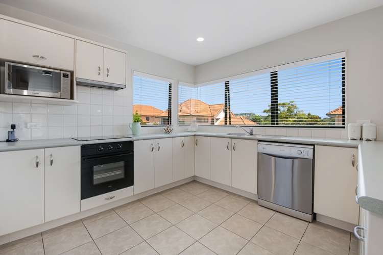 32 Parkwood Crescent Gulf Harbour_8