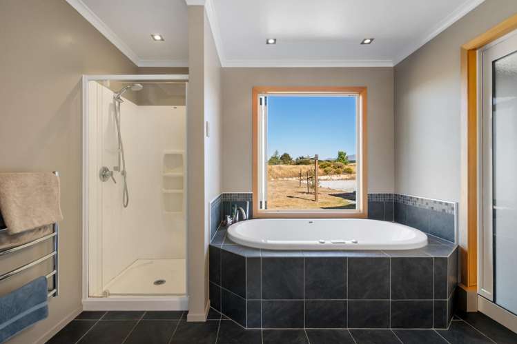 136 Te Awa Road Albert Town_22