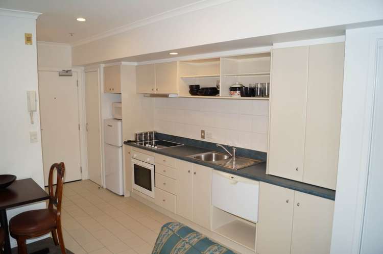 9K/1 Emily Place City Centre_1