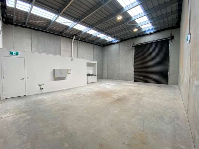 Unit 14 at 15 Earthmover Crescent Burbush_1