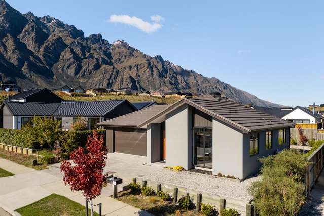 A Smart Hanley's Home and Income!