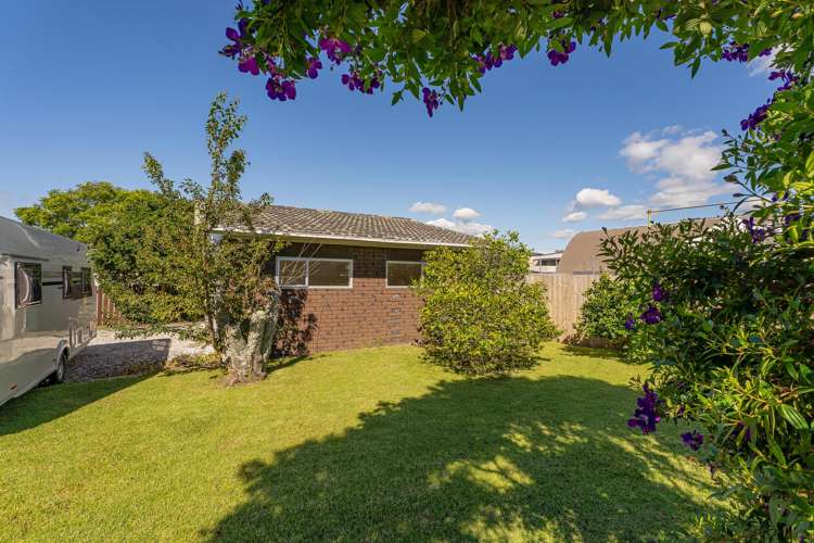 9 Hamilton Crescent Whitianga_44