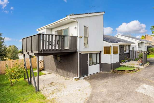 2/307a Wairau Road Totara Vale_2