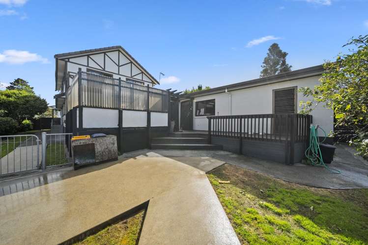 21 Rushgreen Avenue Pahurehure_19