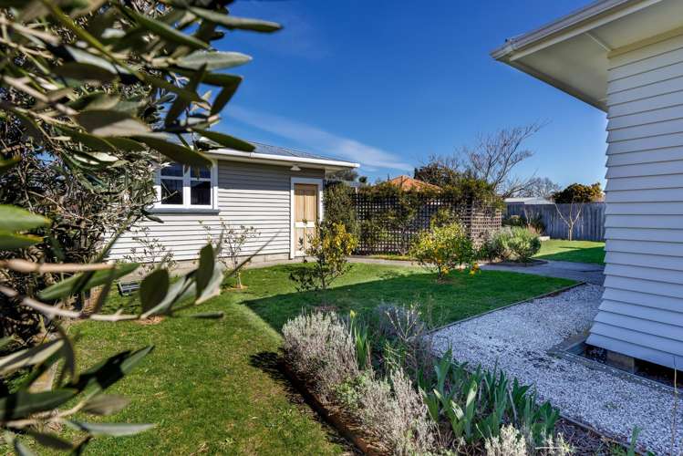 35 High Street Renwick_33