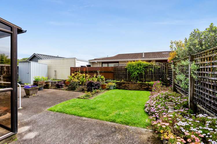 2/6 Webster Street Westown_17