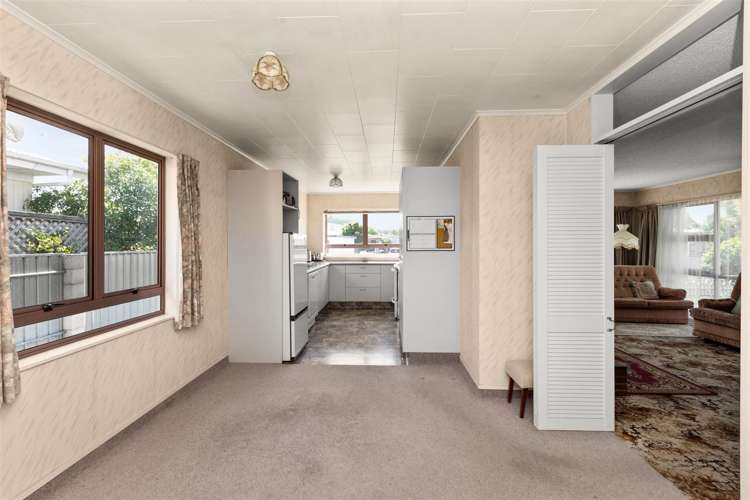 2 Banff Place Tamatea_5