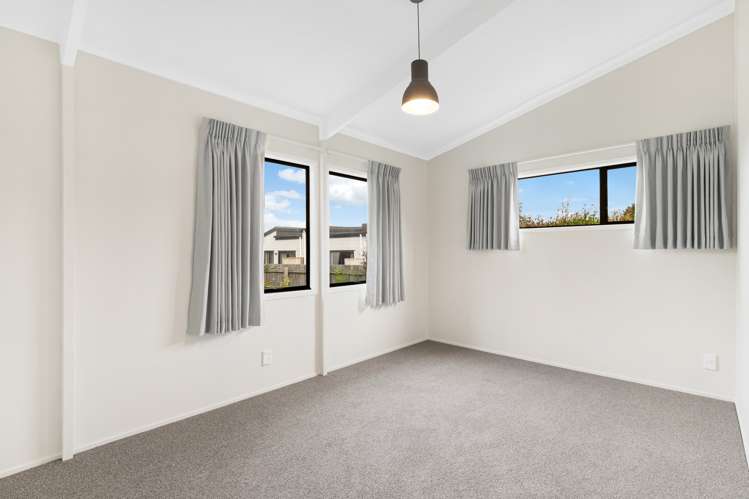 18a Alberta Street Point Chevalier_10