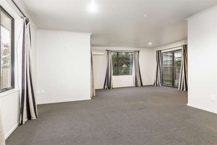 7d Oudenarde Street Renwick_7