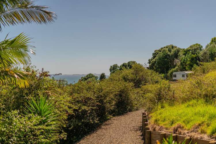 28 Gray Avenue Kuaotunu_13