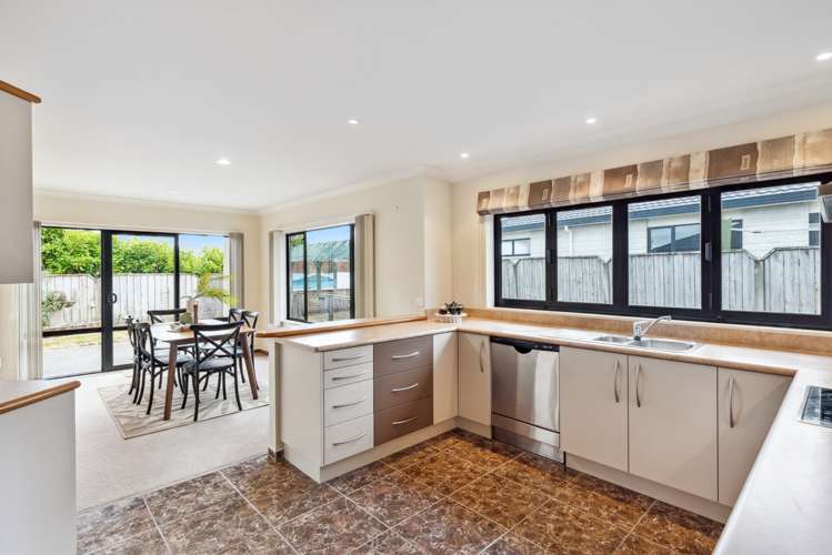 26 Quadrant Heights Paraparaumu_7