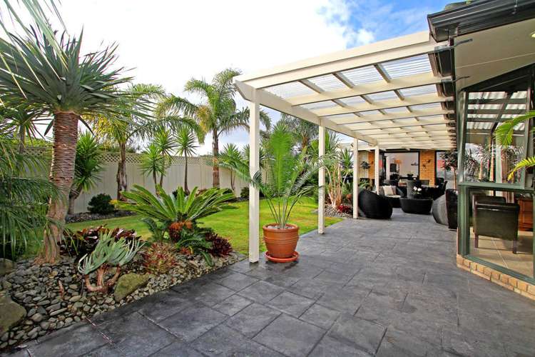 46 Alec Craig Way Gulf Harbour_16