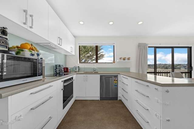 12 Squirrel Lane Browns Bay_3