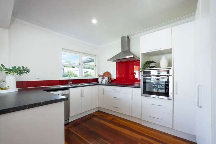 49 Parker Avenue_3