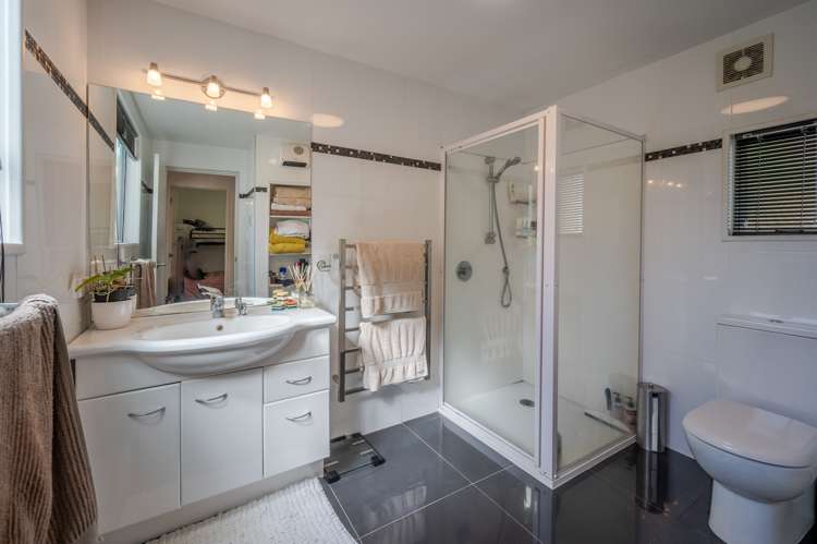 3 Bayview Crescent Duvauchelle_11