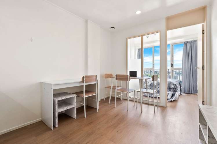 1229/72 Nelson Street_1