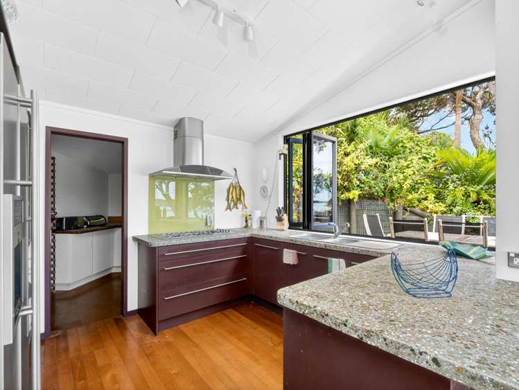 419D Manawaora Rd Parekura Bay_11
