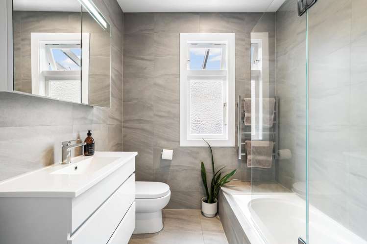 71 Martin Avenue Mount Albert_11