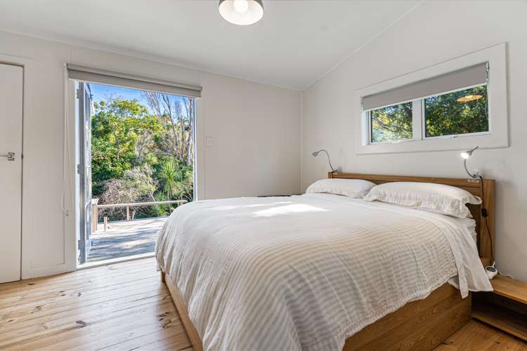 11 Korora Road Oneroa_11