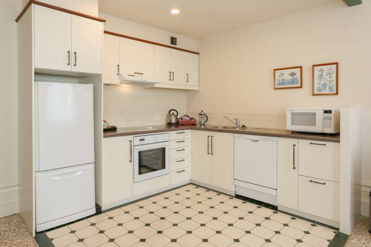 12/28 Cathedral Square Christchurch Central_5