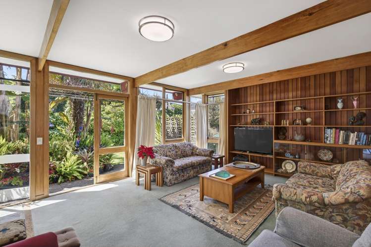 9 Whitby Place Westown_1