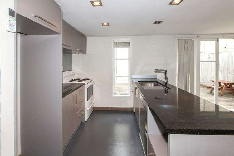 2 George Terrace Onehunga_5